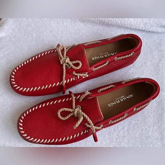 BNWT Donald Pliner men’s loafers red size 9 sample