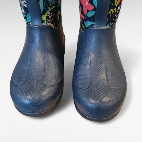 BOGS Neo-Classic Flowers Blue Kids' Winter Boots Waterproof Shoes Size Youth 1