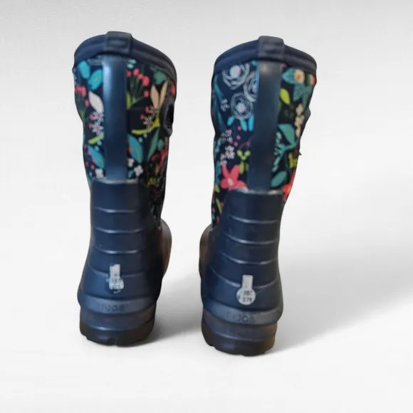 BOGS Neo-Classic Flowers Blue Kids' Winter Boots Waterproof Shoes Size Youth 1