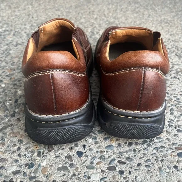 Born Blast II Slip On Leather Loafers Men M9.5 Casual Business Comfort B6903