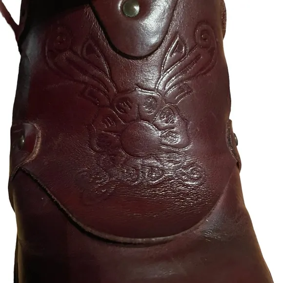 BORN Brown Leather Clogs/Slides with Design Top Size 10