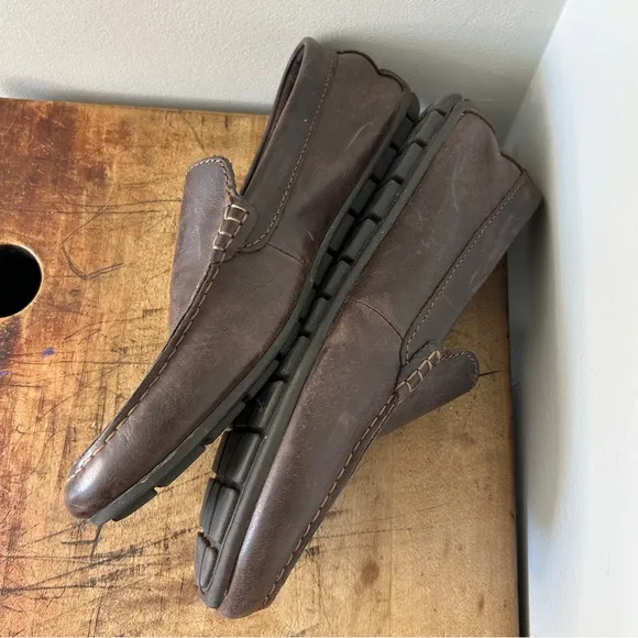 Born Brown Leather Slip-On Loafers with Flexible Sole men's sz 9.5