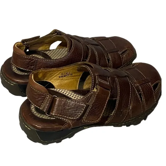 Born Leather Sandals Mens 9 Slingback Fisherman Closed Toe Brown Casual Comfort
