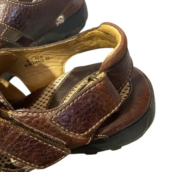 Born Sandals Mens 9 Slingback Fisherman Closed Toe Brown Leather Casual Comfort