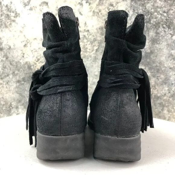 Born Women's Size 6.5M Cross Black Leather Fringe Side Zip Ankle Boots D70303