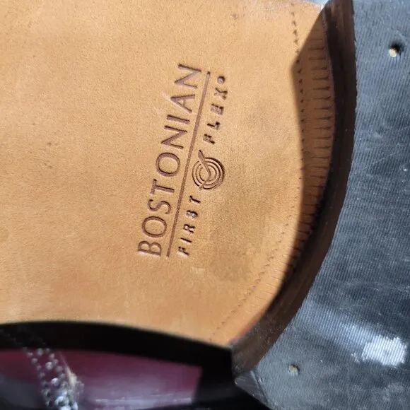 Bostonian Classics Evanston Men’s Size 9.5M US Burgundy Leather Tassel Loafers