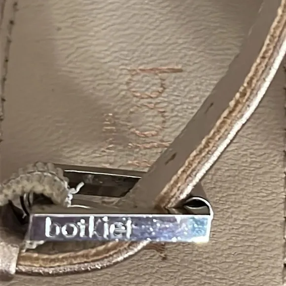 Botkier New York Hudson Metallic Ankle Strap Espadrilles - NWOB - Size 6