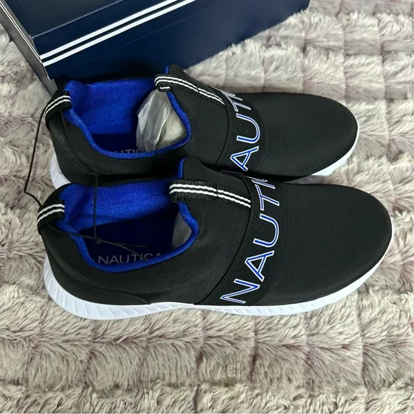 Boy Slip On Nautica Sneakers size 3