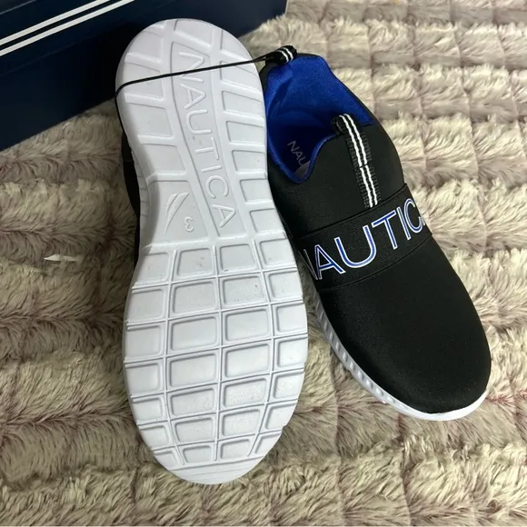Boy Slip On Nautica Sneakers size 3