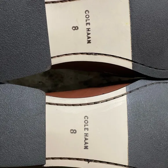 Boys Cole Haan loafers - Size 8