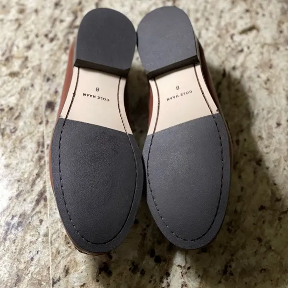 Boys Cole Haan loafers - Size 8