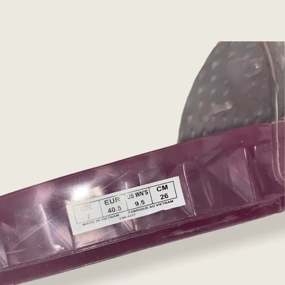 Brand New Puma by Rihanna slides
