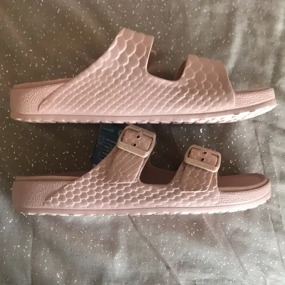 Brand New Skechers Foamies Luxe Foam Double Strap Buckled Blush Slides Sandals