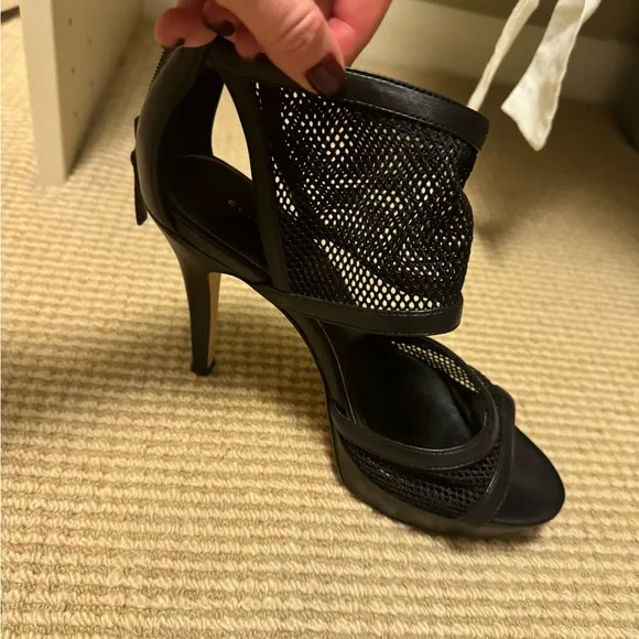 Brand NWOT Elie Tahari 👠Hamptons Window Mannequin &amp; Showroom Window Display 37.5
