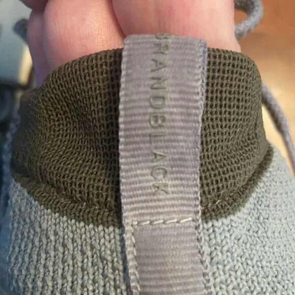 Brandblack sneakers