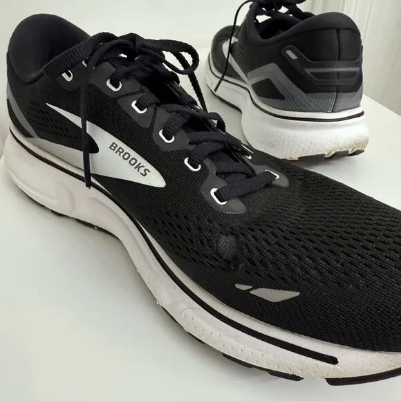 Brooks Ghost 15 Men's Running Athletic Sneakers Black White Athleisure Sz 12.5