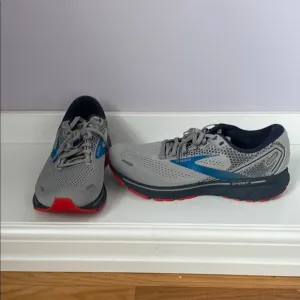 Brooks Gray Sneakers Performance Design
