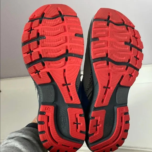Brooks Gray Sneakers Performance Design
