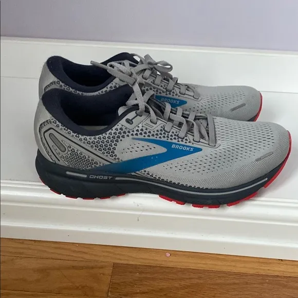 Brooks Gray Sneakers Performance Design