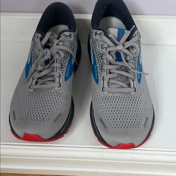 Brooks Gray Sneakers Performance Design