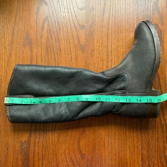 Brown FRYE Melissa Button Shearling Lined Leather Boots 6.5