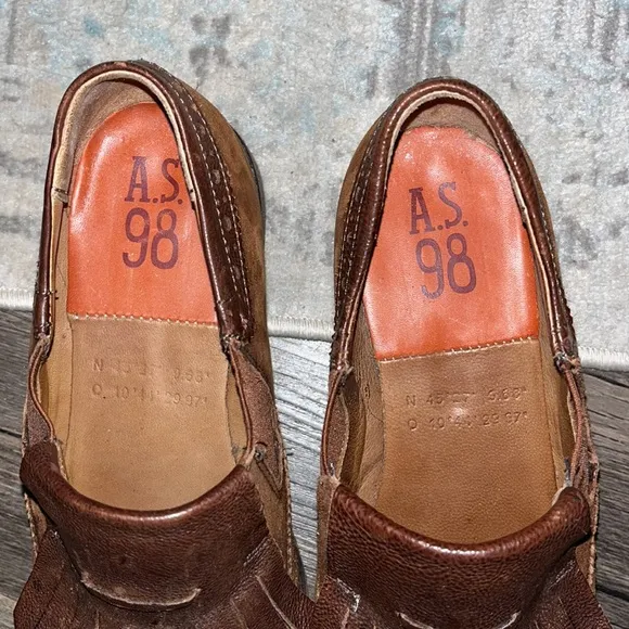 Brown Leather Brogue wingtip kiltie Loafers with Fringe