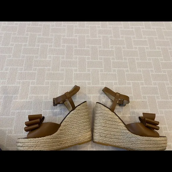 Brown VALENTINO espadrilles with bow/rock stud