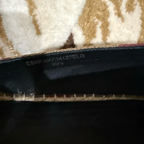 Burberry Espadrilles Hodgeson Flat Checks and red hearts size 39.5 is 8.5