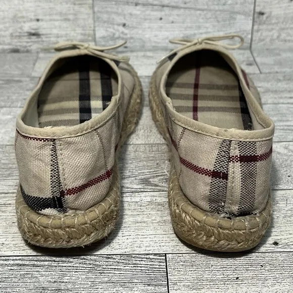 Burberry Flat Espadrilles Canvas Plaid Loafer Flat Shoes Size 36EUR 5.5US