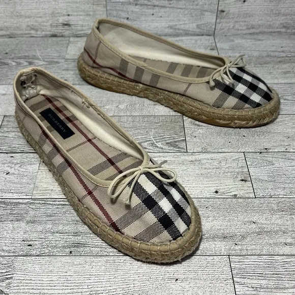 Burberry Flat Espadrilles Canvas Plaid Loafer Flat Shoes Size 36EUR 5.5US