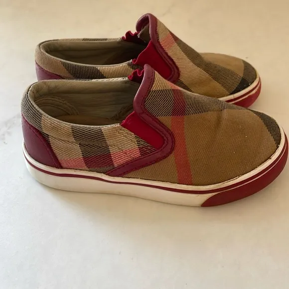 Burberry Kids' Low Top Check slip on Sneakers size Europe 25 - US toddler 8