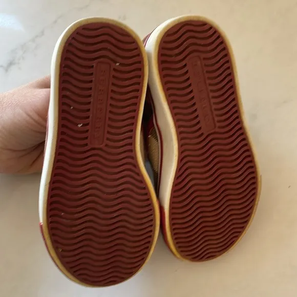 Burberry Kids' Low Top Check slip on Sneakers size Europe 25 - US toddler 8