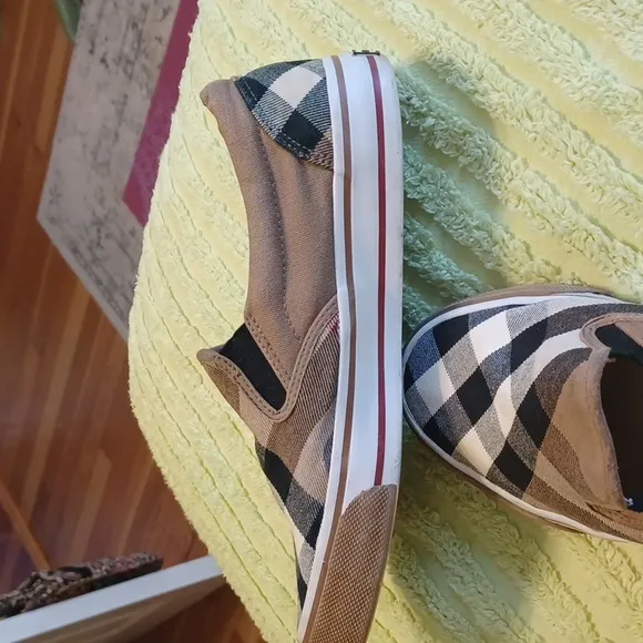 Burberry, Sz 8 Plaid Slip-On Sneakers In Black Cream And Tan.  Like New Conditio