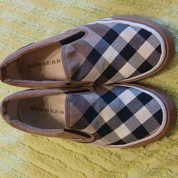 Burberry, Sz 8 Plaid Slip-On Sneakers In Black Cream And Tan.  Like New Conditio