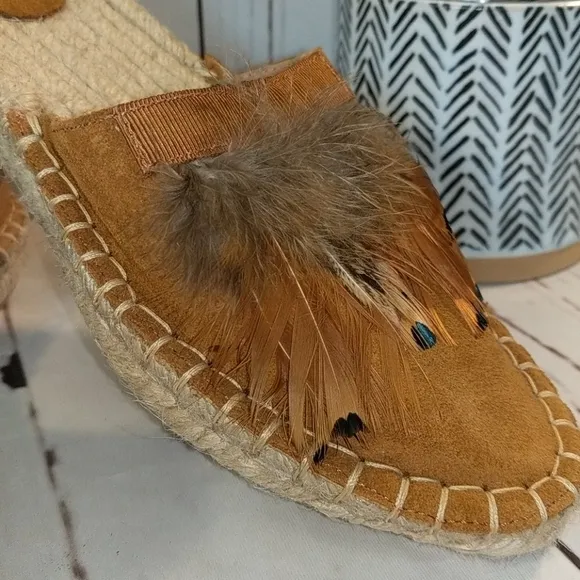 Camila's Feather Boho Chic Espadrilles Women's 7.5/8