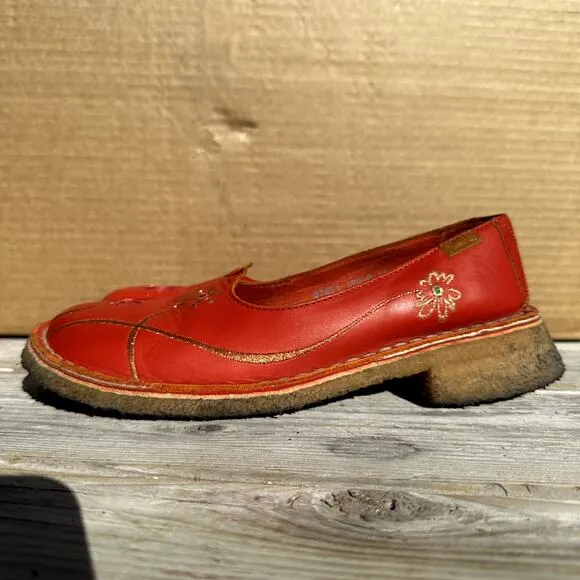 Camper Leather Loafers Slip-On Embroidered Casual Shoes Heeled Red 9.5