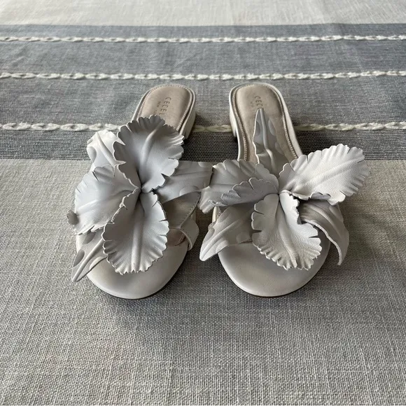 Cecelia New York Lila White Floral Sandals Slides Size 8