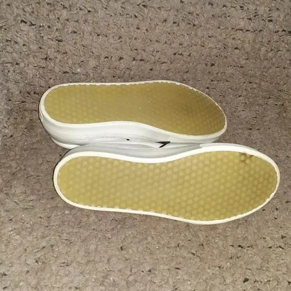 CELINE Paris-White Patent Leather Flatform Loafers-Sz 39.5-Excellent