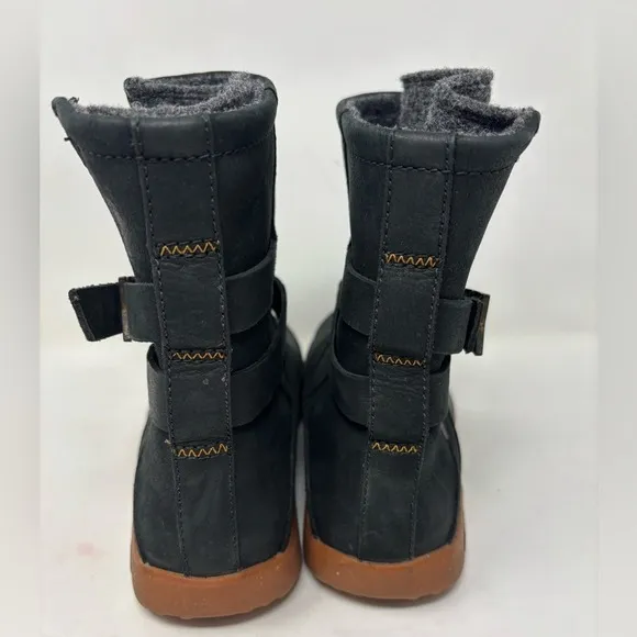 Chaco Women's 7 Hopi Black Leather Wool Pull On Waterproof Winter Boots