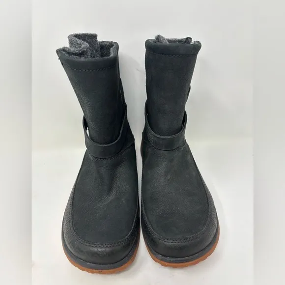 Chaco Women's 7 Hopi Black Leather Wool Pull On Waterproof Winter Boots