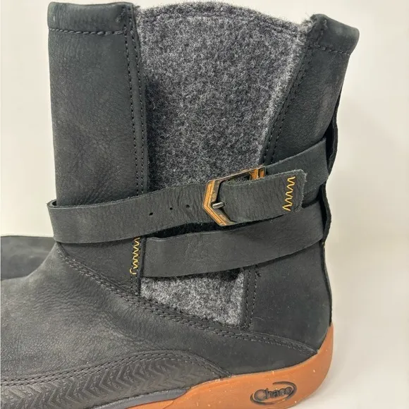 Chaco Women's 7 Hopi Black Leather Wool Pull On Waterproof Winter Boots
