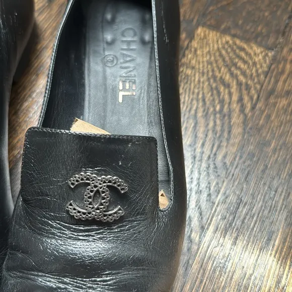 Chanel Black Leather Women's Loafers 38.5