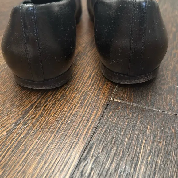 Chanel Black Leather Women's Loafers 38.5