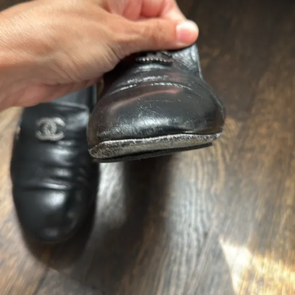 Chanel Black Leather Women's Loafers 38.5