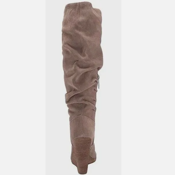 Charles David Helsinki Beige Slouched Knee High Suede Platform Wedge Boots 9.5