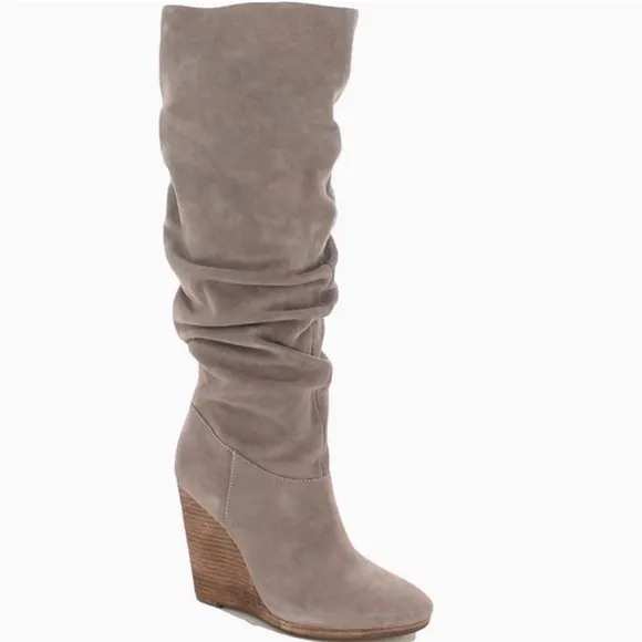Charles David Helsinki Beige Slouched Knee High Suede Platform Wedge Boots 9.5