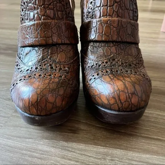 Chie Maha Zosh Croc Platform Heeled Stacked Loafers