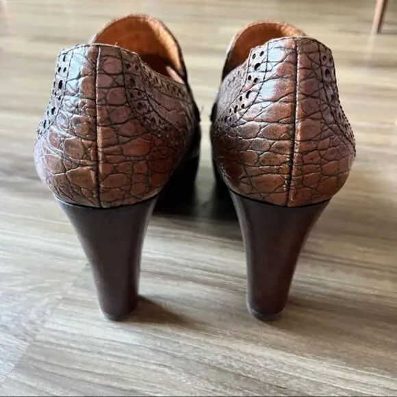 Chie Maha Zosh Croc Platform Heeled Stacked Loafers