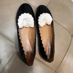 Chloe Scalloped patent Leather Flats excellent condition