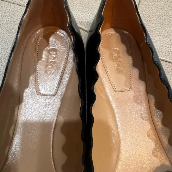 Chloe Scalloped patent Leather Flats excellent condition
